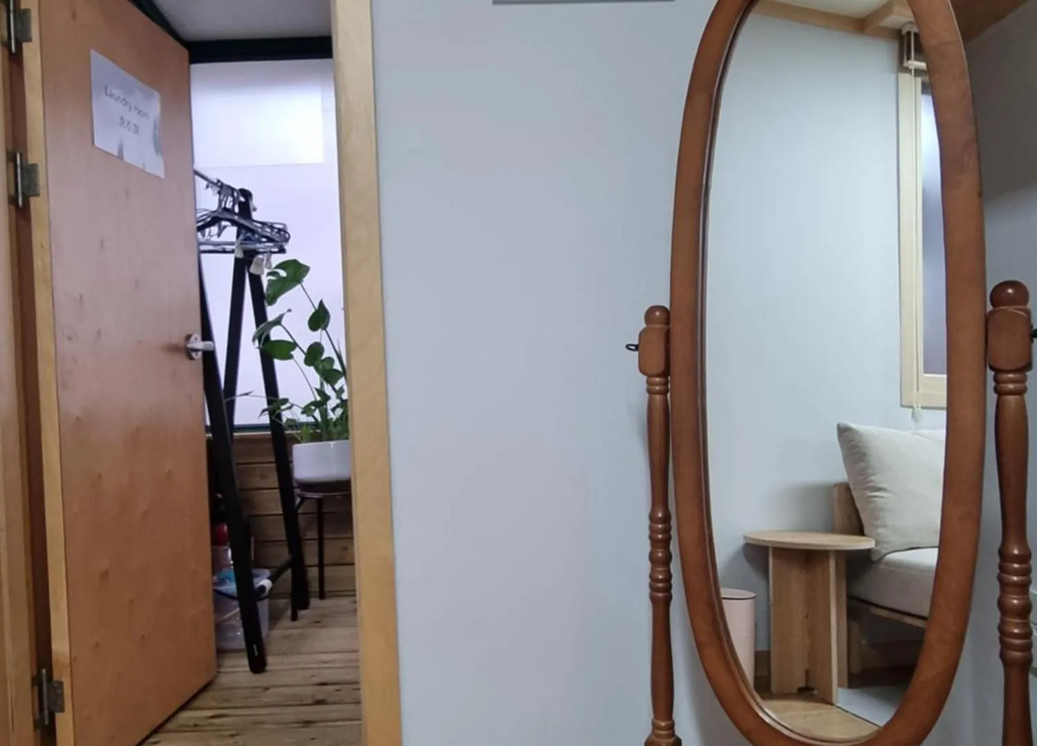 Hongdae Luxury Private Single House With Big Open Balcony Perfect For A Family & Big Group 3Br, 5Qb & 1Sb, 2Bathroom 首爾