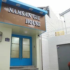 Namsan Gil House Casa de hóspedes