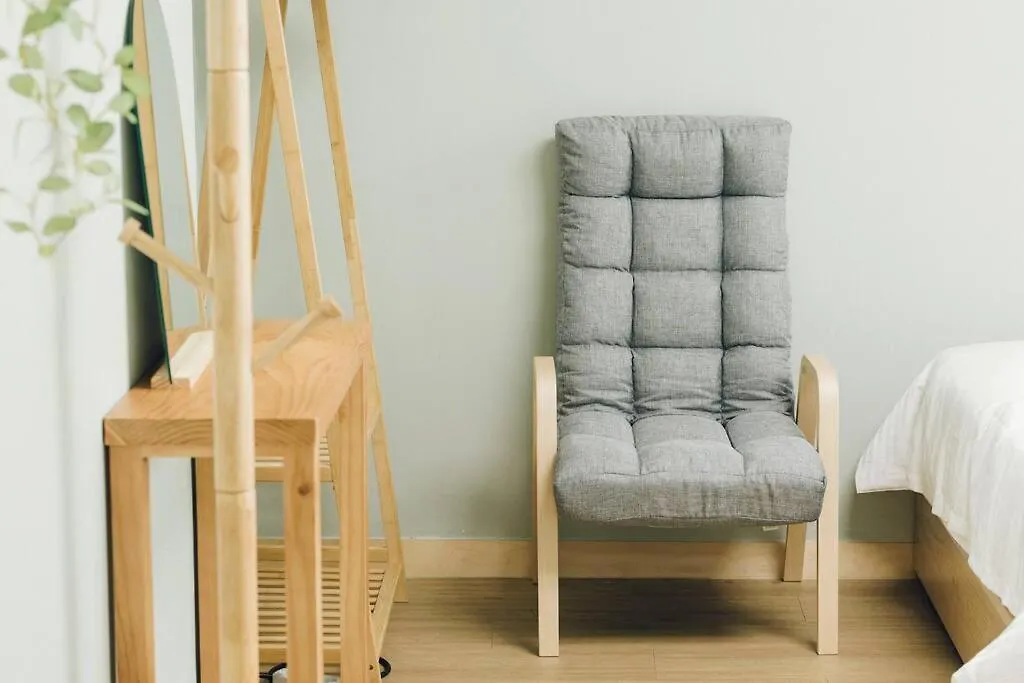 Hongdae Luxury: Family-Friendly Private House with Open Balcony Villa Seoul