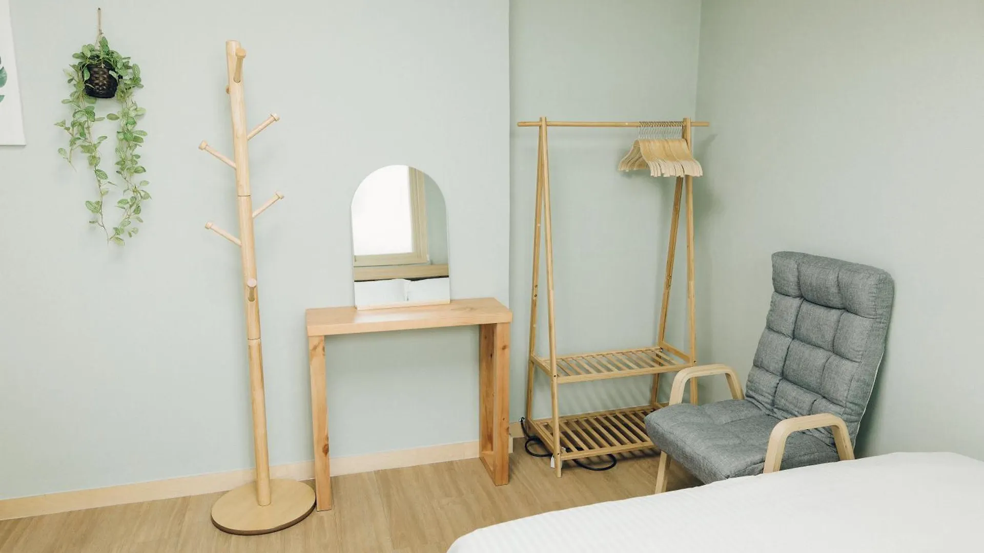 Hongdae Luxury: Family-Friendly Private House with Open Balcony Villa Seoul South Korea