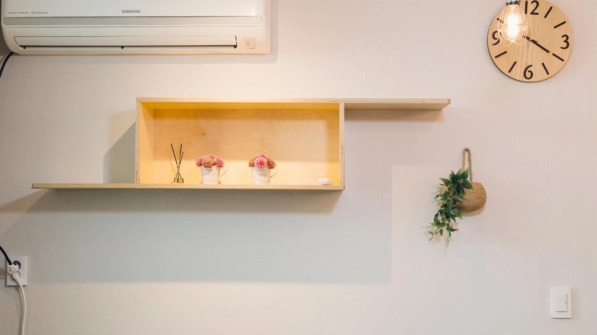Hongdae Luxury: Family-Friendly Private House with Open Balcony Villa Seoul 0*,  South Korea
